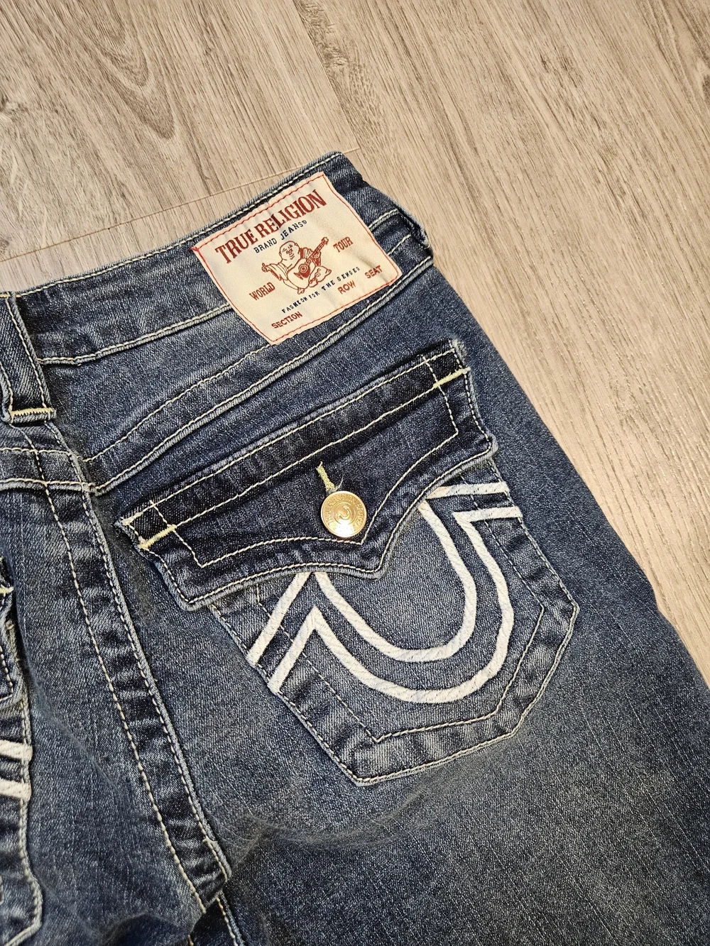 True Religion Women's Indigo Jennie Curvy Skinny Jeans - Signature Pockets - Picture 13 of 13